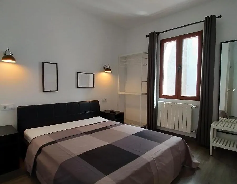 Room Pride-1